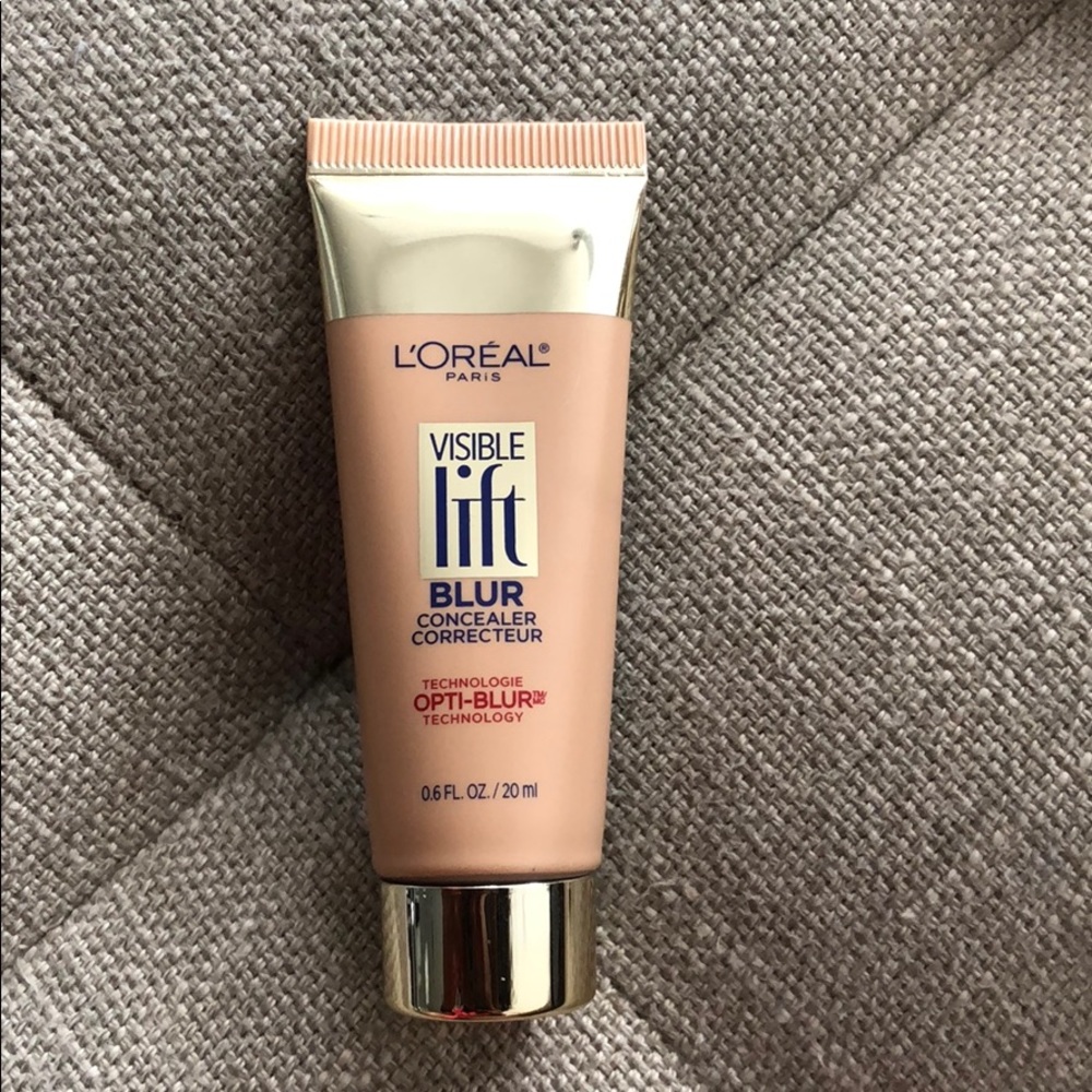 L’Oreal visible lift blur concealer